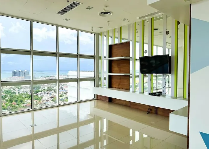 View 1room Unit In Business Park Steps Away From Ayala Mall With Rooftop Pool, Premium Bed And Fast Wifi * Cebu